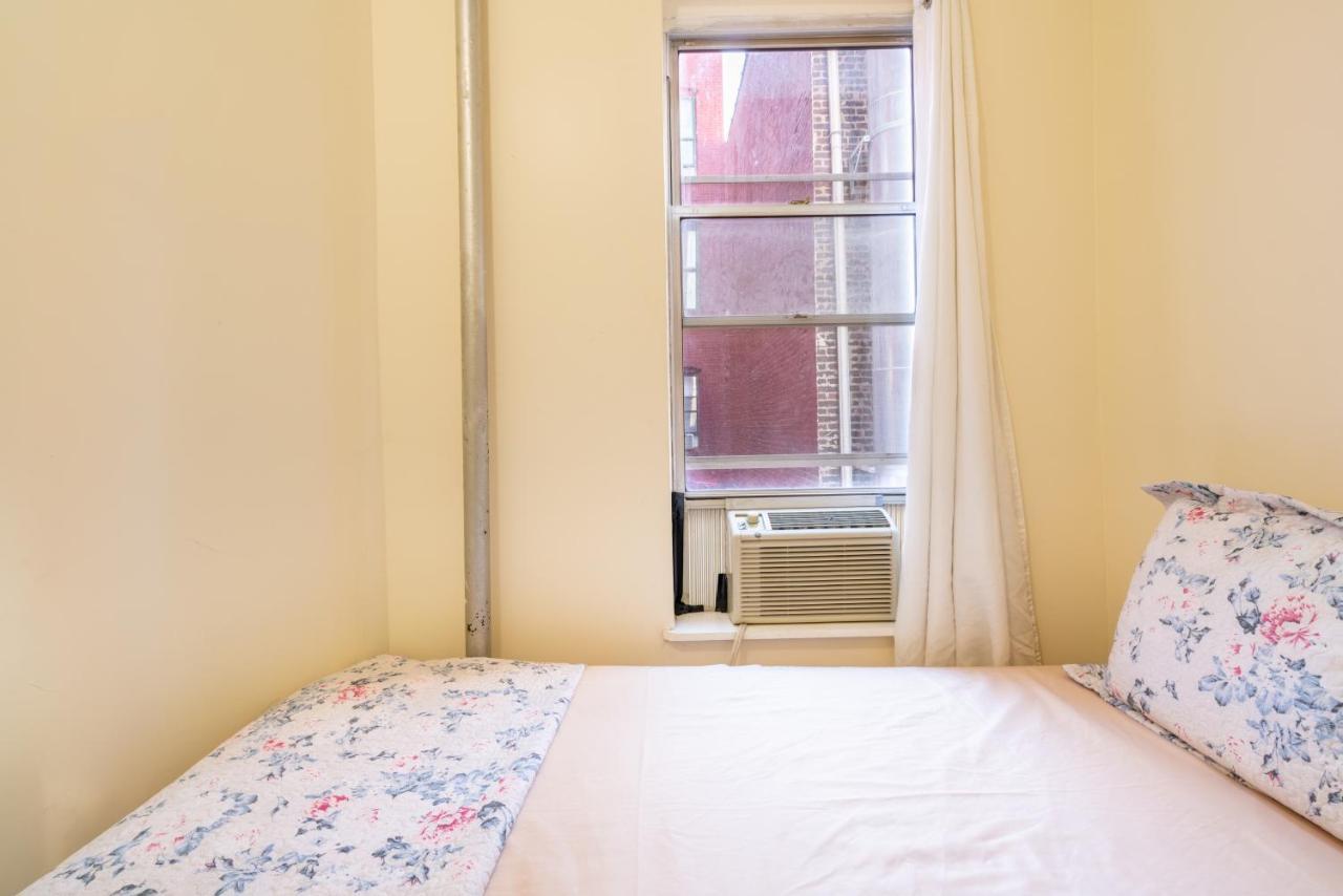 Empire Blvd Guest House New York City Exterior photo