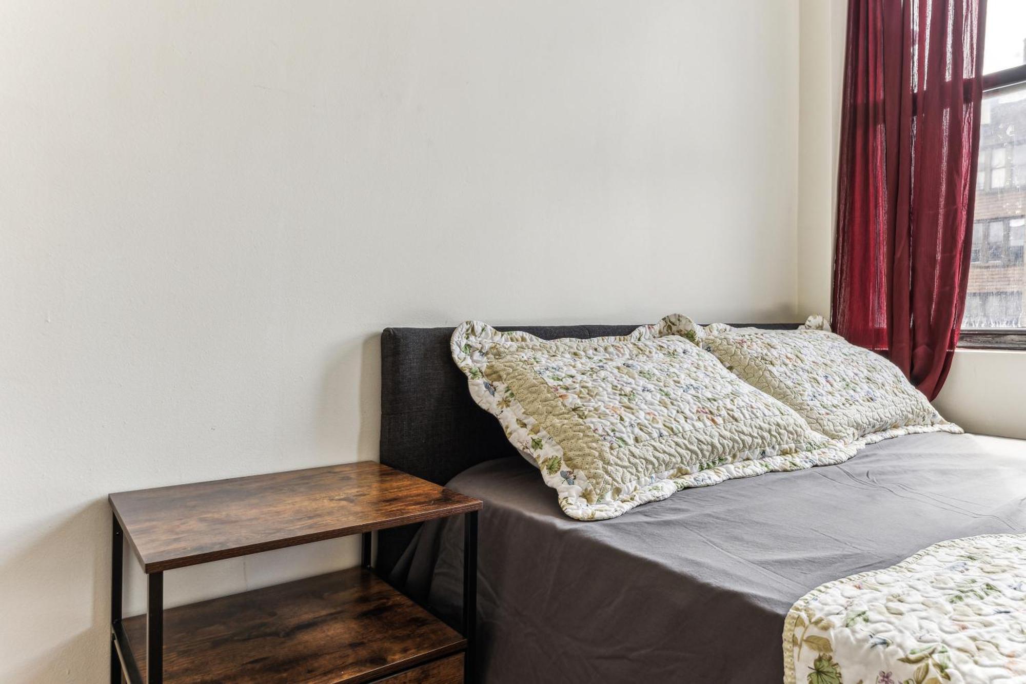 Empire Blvd Guest House New York City Exterior photo