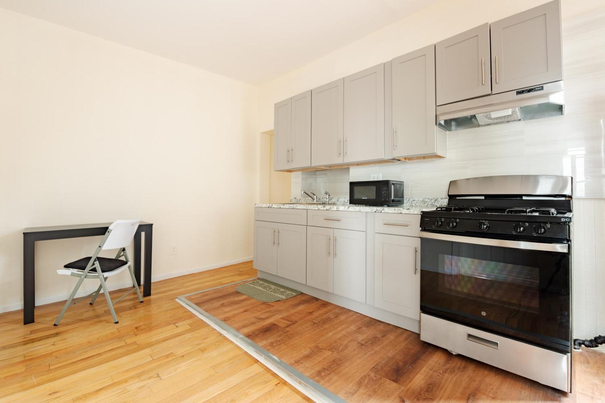 Empire Blvd Guest House New York City Exterior photo